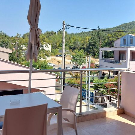 אולימפיאדה Yasoo Holiday Apartments מראה חיצוני תמונה