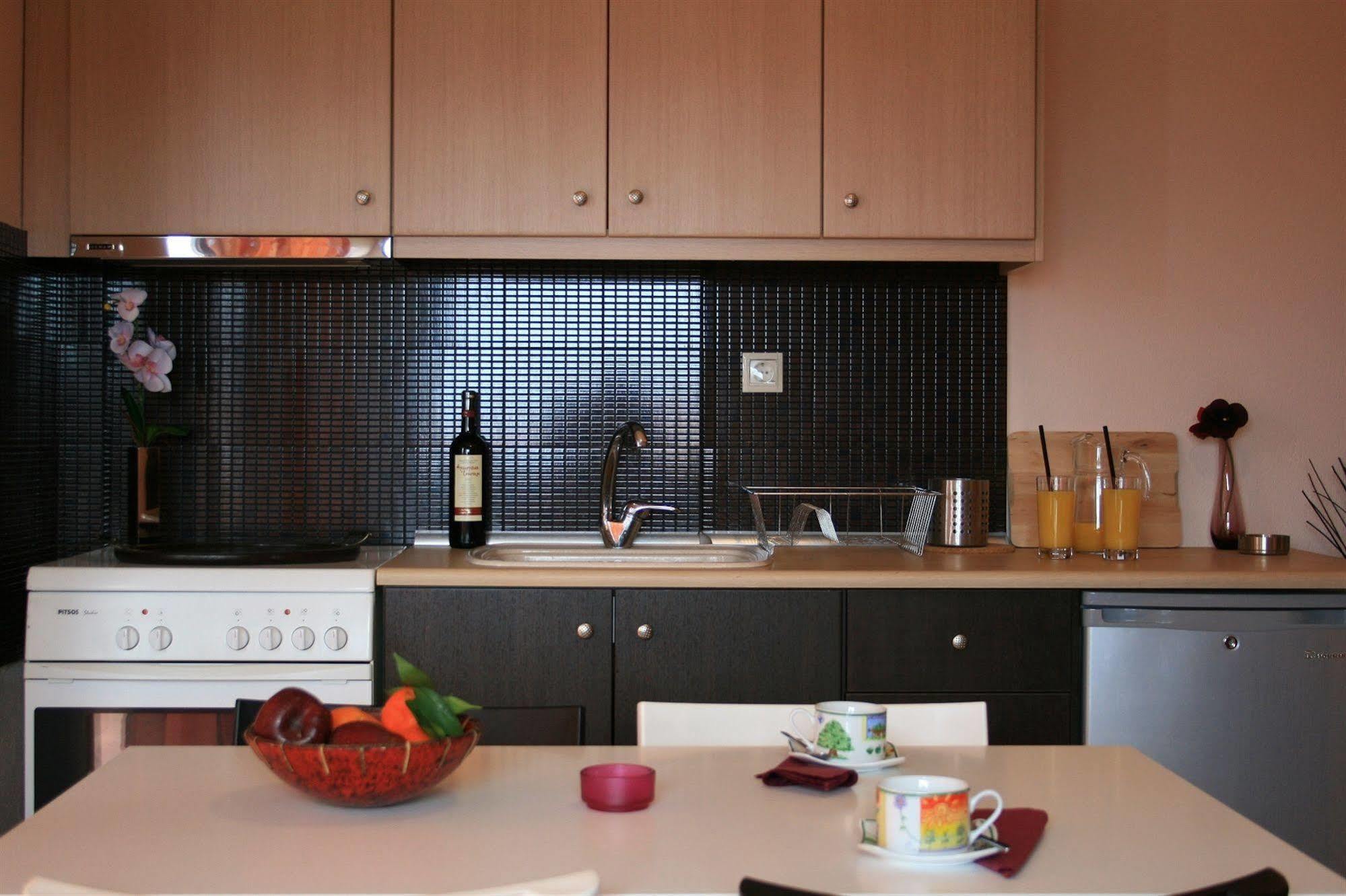 אולימפיאדה Yasoo Holiday Apartments מראה חיצוני תמונה