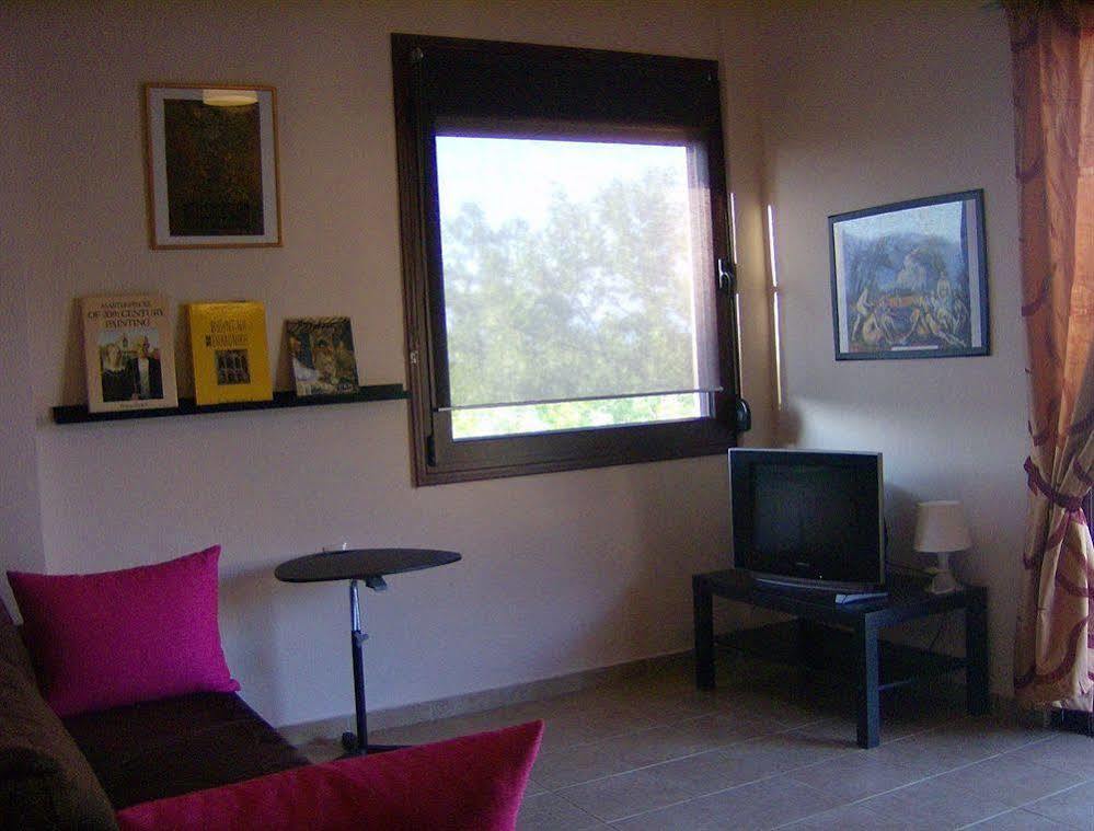 אולימפיאדה Yasoo Holiday Apartments מראה חיצוני תמונה